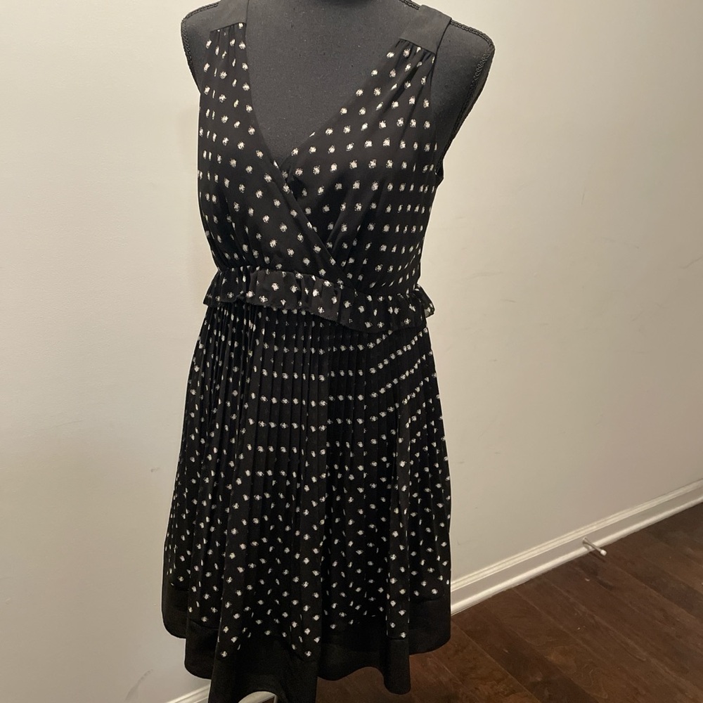 LOFT Sleeveless Dress Size 6P Black White Fringed Waist Pleated Sheer Babydoll
